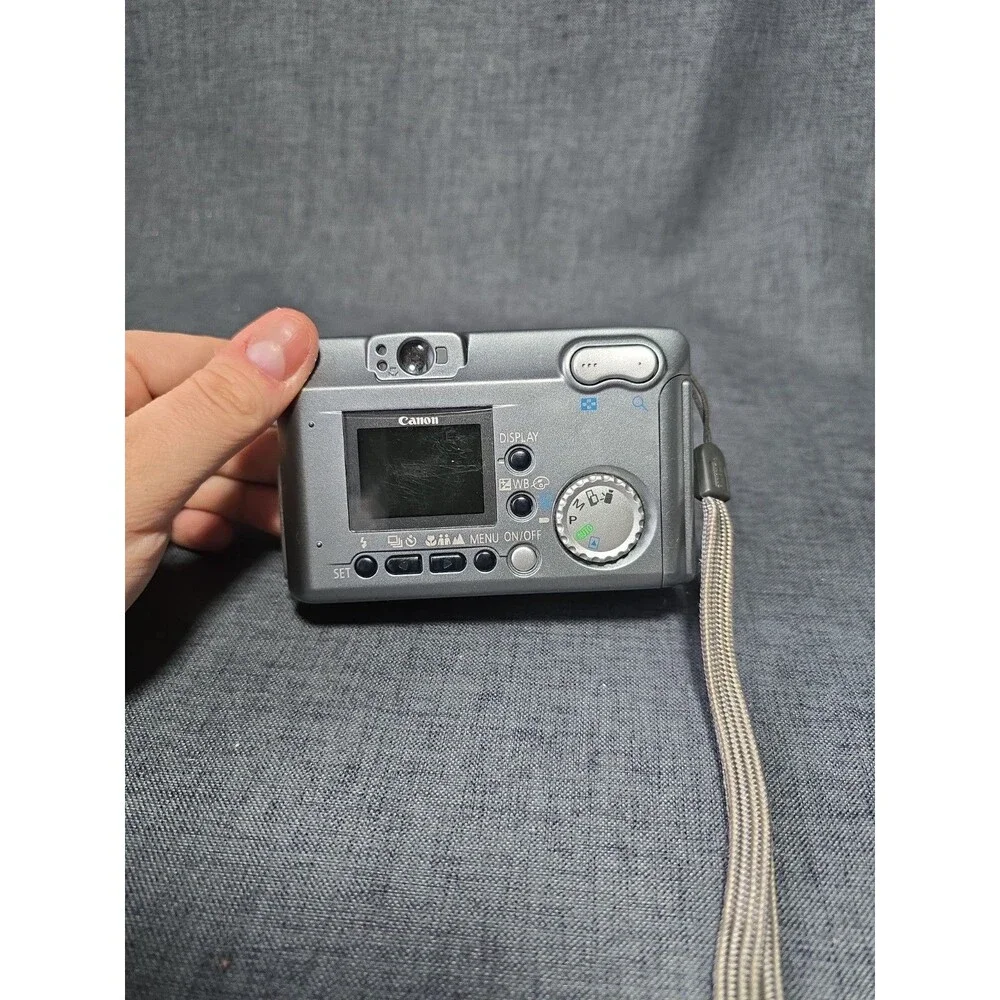 FOR PARTS Canon PowerShot A40 2.0MP Digital Camera 3x Zoom